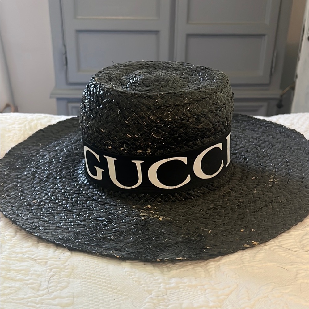 Gucci Black Woven Hat with Logo Band